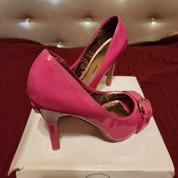Women's size 6.5 Pink Patent Open Toe Pumps - Picture 1 of 4